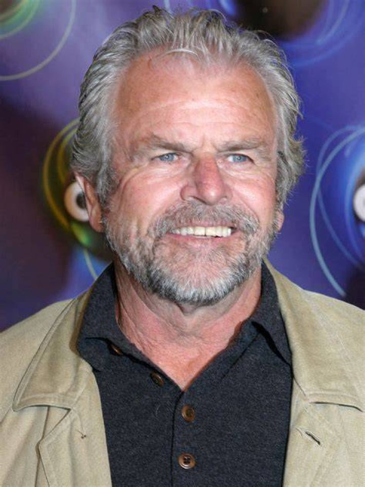 Actor William Devane's Net Worth, Wife, Son Death, Age Bio