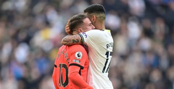 Alexis Mac Allister finds one word to describe Tottenham's Cristian Romero...