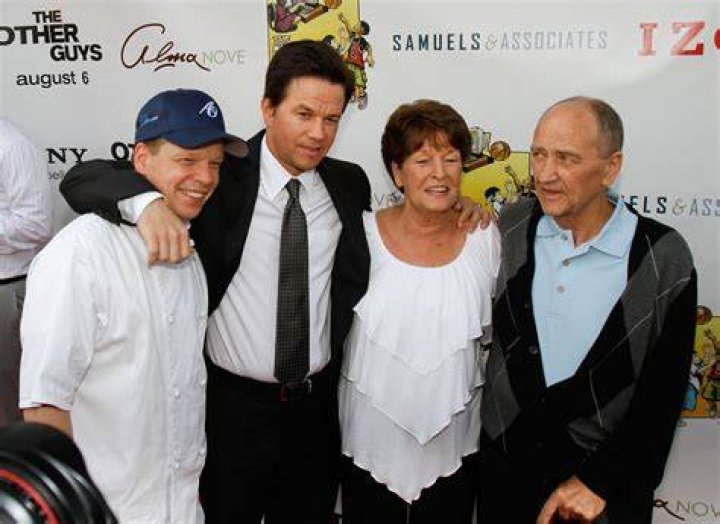 Alma Wahlberg Wiki, Age, Net Worth 2022, Salary, Husband, Children