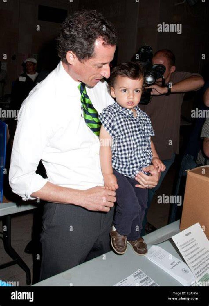 Anthony Weiner takes his son son out for a stroll on Huma Abedin's 43rd