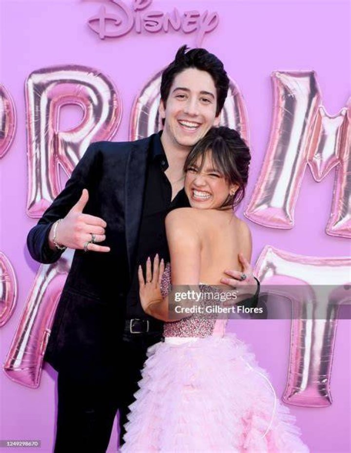 Are Milo Manheim, Peyton Elizabeth Lee Dating? See Clues!