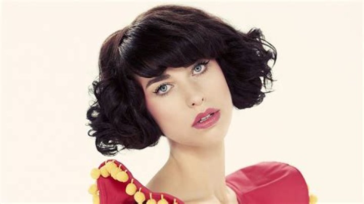 Artist of the Week Kimbra Vogue