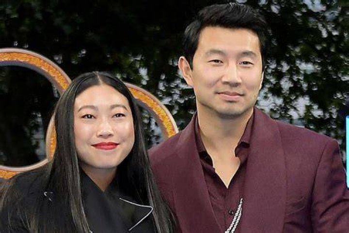 Awkwafina Boyfriend Who is She Dating in 2021? All about her