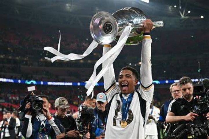 Champions League Maybe Bellingham is lying about being 17 years