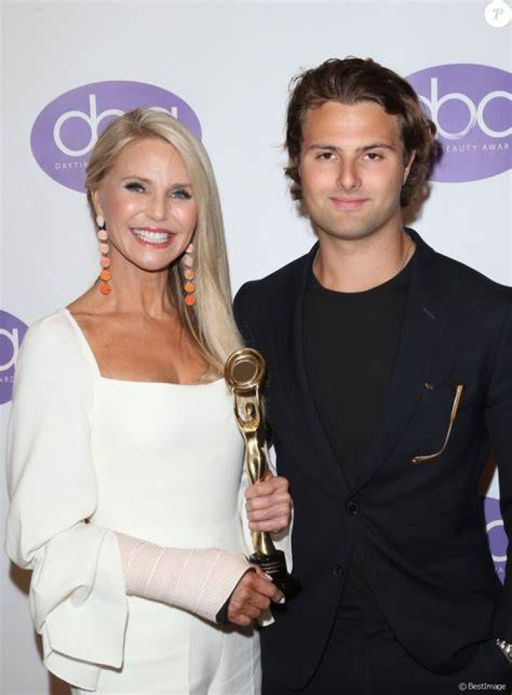 Christie Brinkley et son fils Jack Brinkley Cook Personnalit&eacute;s sur le