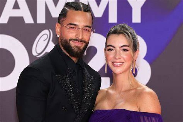 Colombian Singer Maluma Family Girlfriend, Sister, Parents BHW