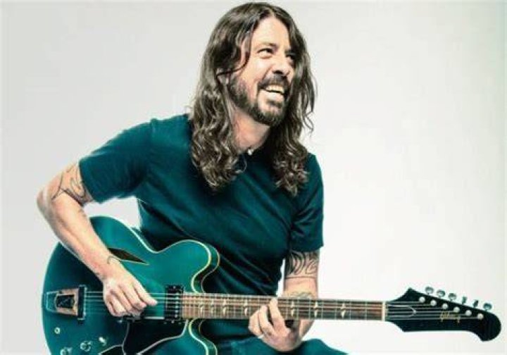 Dave Grohl Biography, Height & Life Story Super Stars Bio