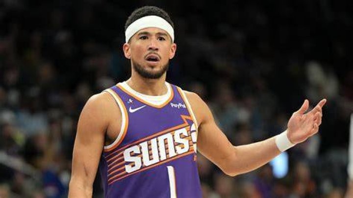 Devin Booker hasn&rsquo;t been himself yet, and that&rsquo;s just fine Bright