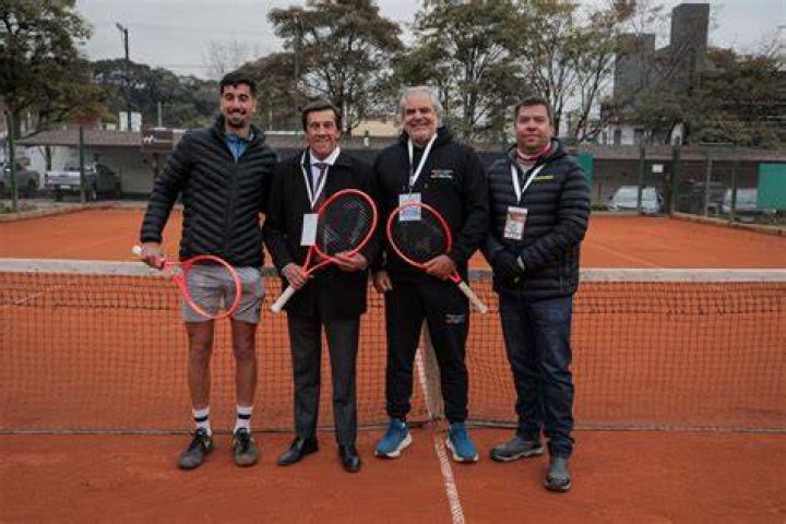 Director del torneo de Berl&iacute;n decepcionado de Alexander Zverev