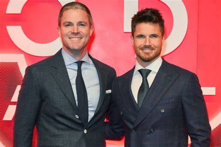 Does Stephen Amell Do His Own Stunts?