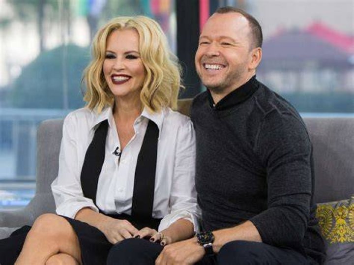 Donnie Wahlberg & Jenny McCarthy's Wedding Won't Be as Lavish as Kimye