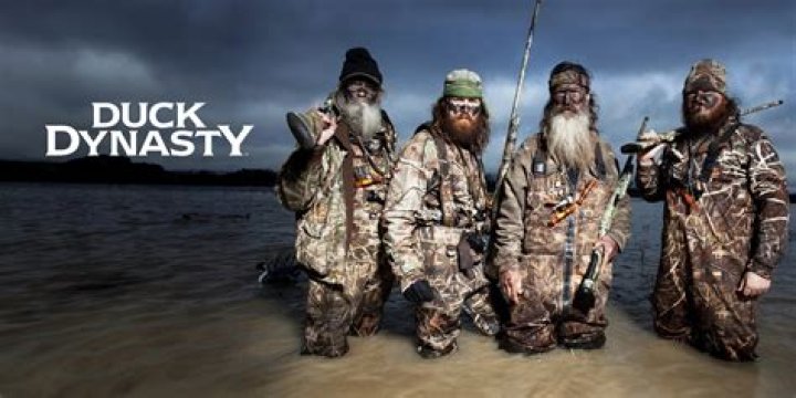 Duck Dynasty's Kay Robertson hospitalized after suffering dog bite in