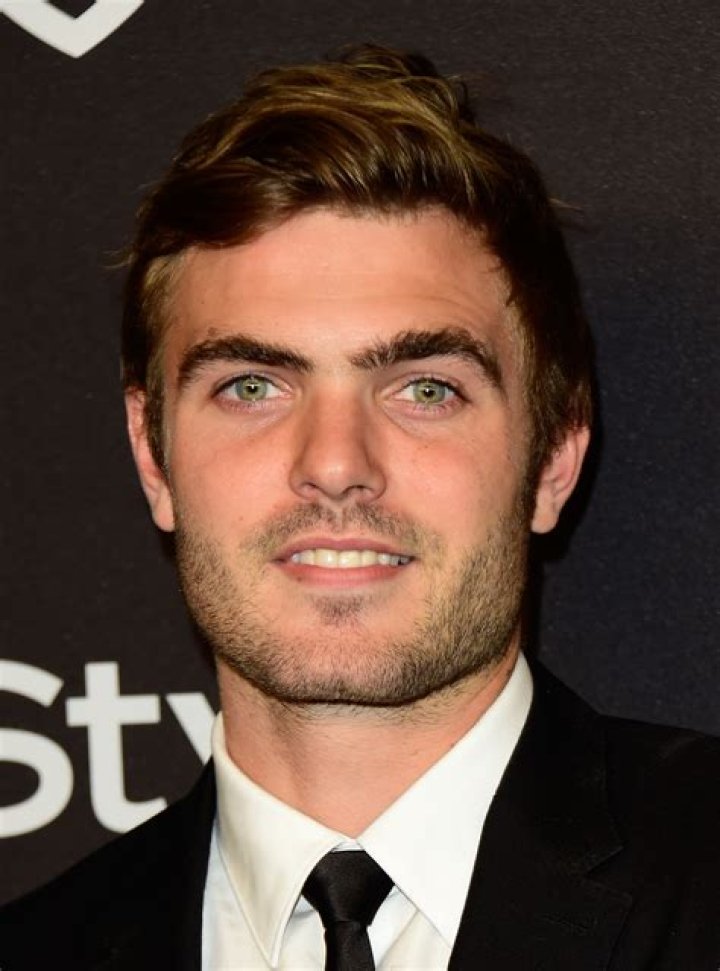 Foto de Alex Roe Foto Alex Roe