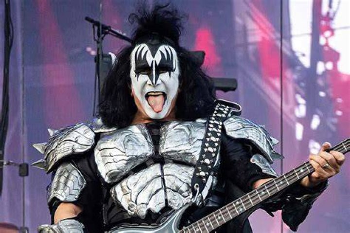 Gene Simmons Says He Made Mistakes, Wife Shannon Tweed His