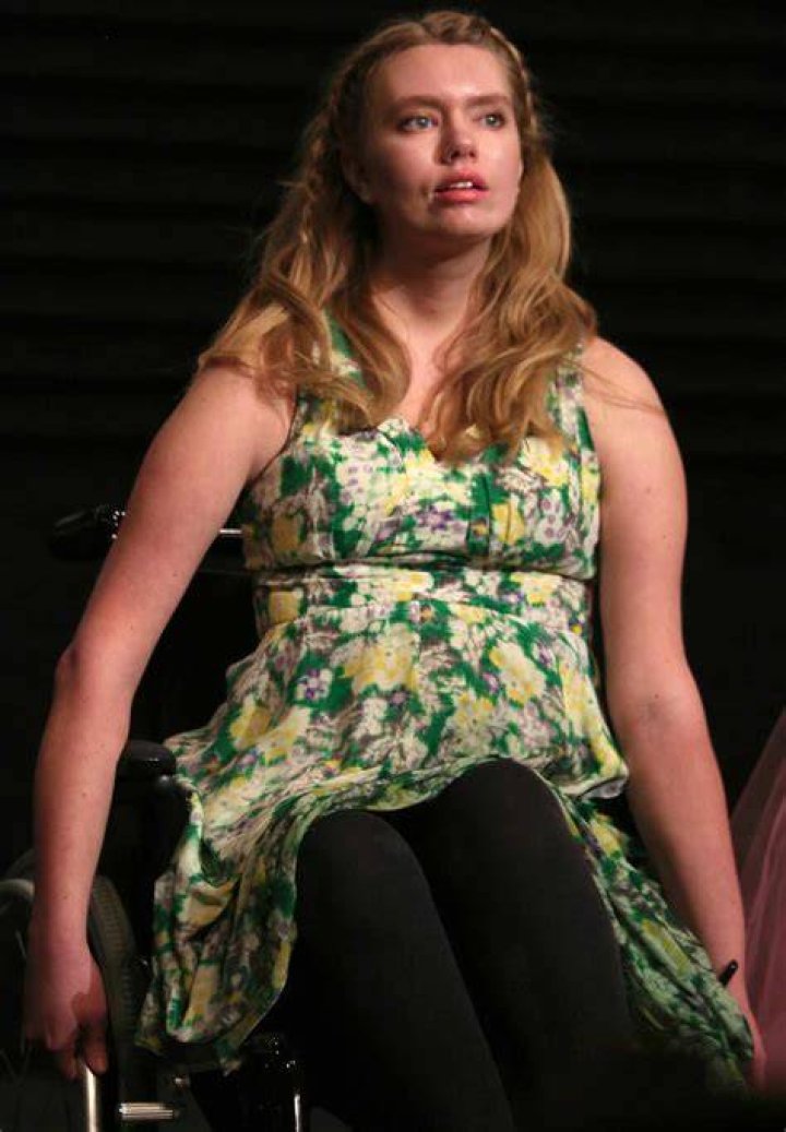 Glass Menagerie Stunner Madison Ferris on Bad Audition Tapes, Nude