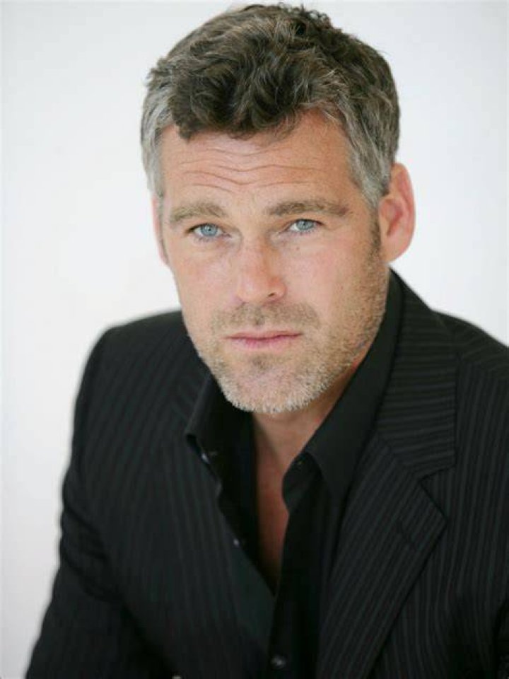 Grayson McCouch Hollywood Heights Wiki FANDOM powered by Wikia