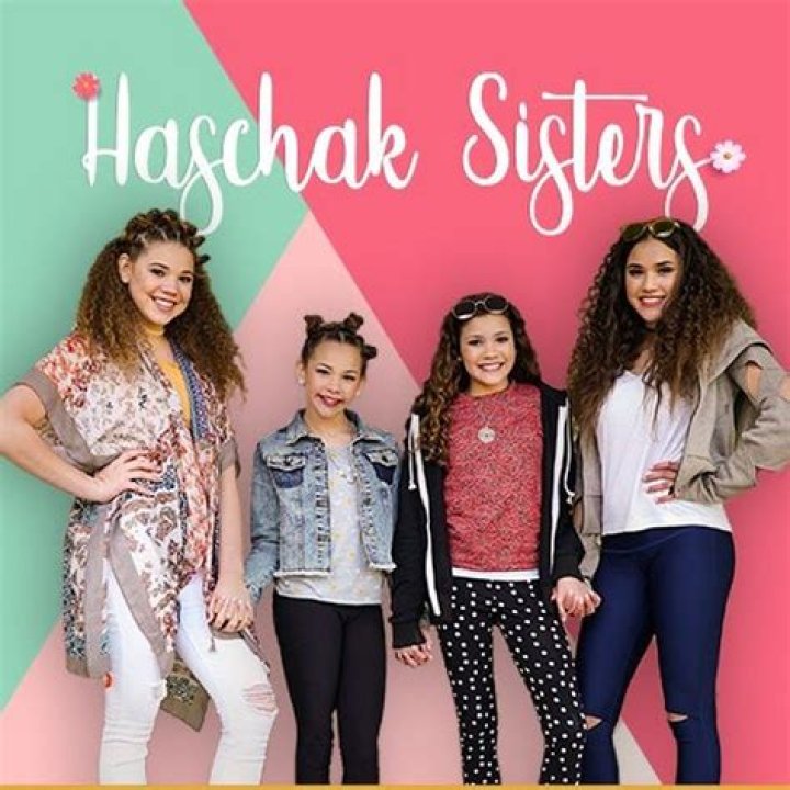 Hair done Hashtag Sisters, Sister Songs, Dance Photography Poses, Star