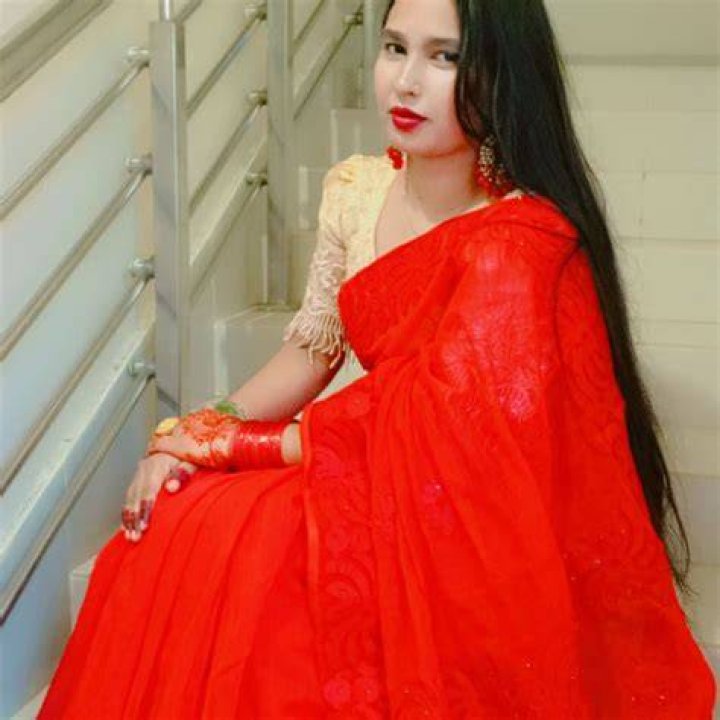 Hamida Photos Photo 41 of 58