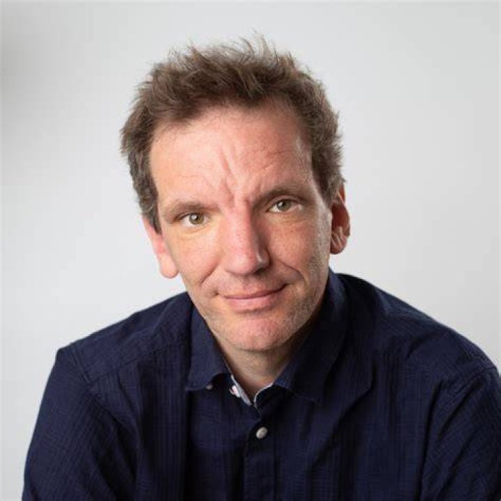 Henning Wehn Illness, Health Update, Condition, Family, Height, Net Worth.