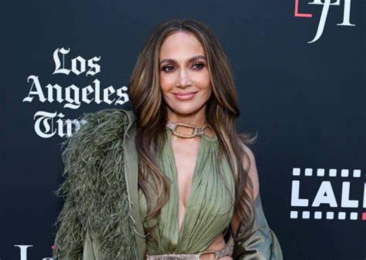 Here’s Why Lopez Dropped Out of The Golden Globes 2023