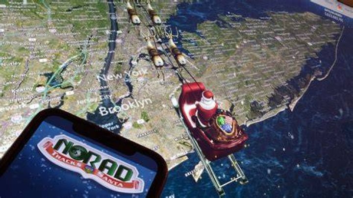 How to Track Santa on Christmas Eve POPSUGAR Family