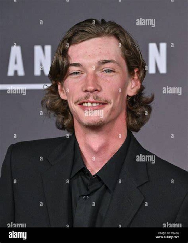 Jacob Lofland Movies, Bio and Lists on MUBI