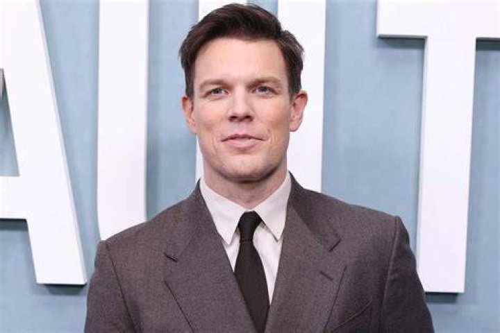 Jake Lacy's Wife Who Is Lauren Deleo? Siblings And Net Worth Explored!