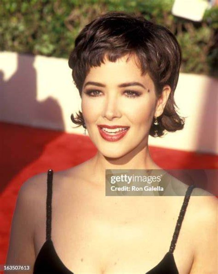 Janine Turner Photos Photos LA Premiere of "The Upside of Anger" Zimbio