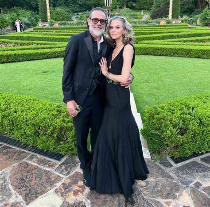 Jeffrey Dean and wife Hilarie Burton know about their