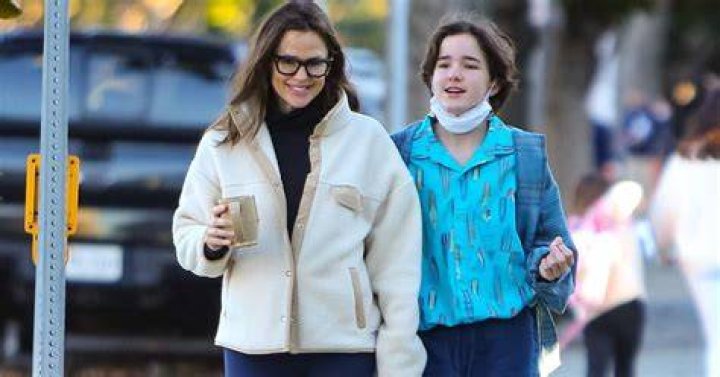 Jennifer Garner and Daughter Seraphina Bond in New Photos