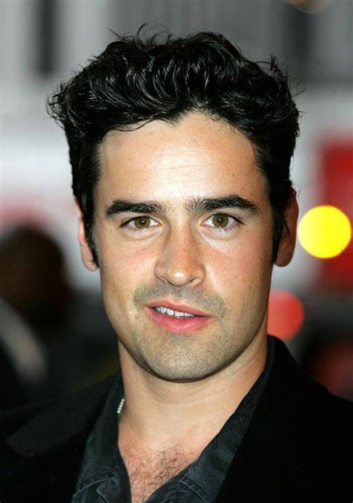 Jesse Bradford Biography Facts, Childhood, Family Life, Achievements
