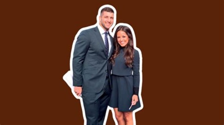Kaylee Hartung (ABC News) Husband, Eye Injury, Salary, Height