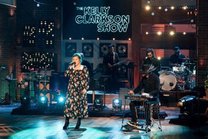 Kelly Clarkson wages further legal battle against family of ex Brandon
