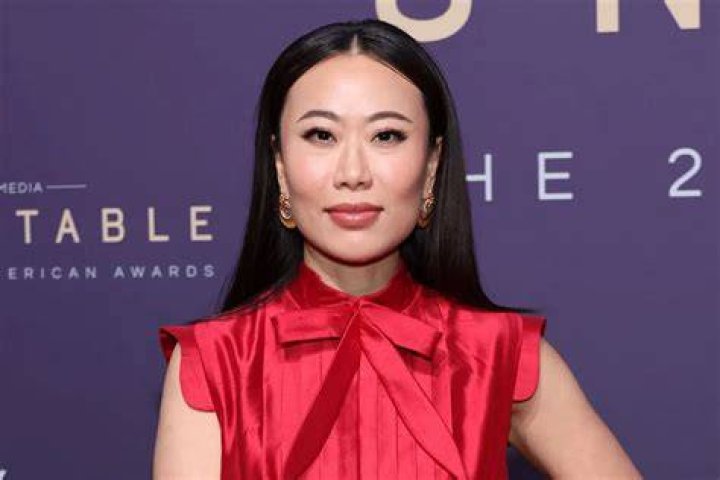 Kelly Mi Li Age, Height, Husband, Net Worth, Biography, Wiki, and More