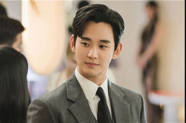 Kim Soo Hyun là ngôi sao Hàn Quốc đầu tiên được sản xuất người ảo 3D