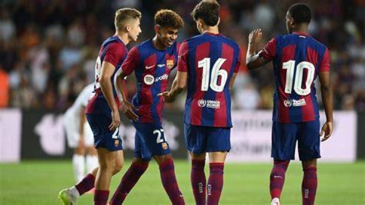 Lamine Yamal, stellar! He dressed as a 'hero' to lead Bar&ccedil;a against the