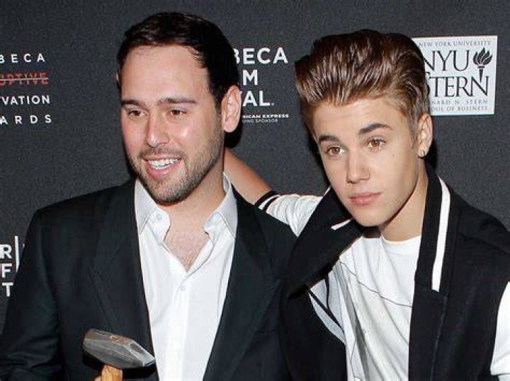 Le manager de Justin Bieber fait la une, et la cause un simple clic
