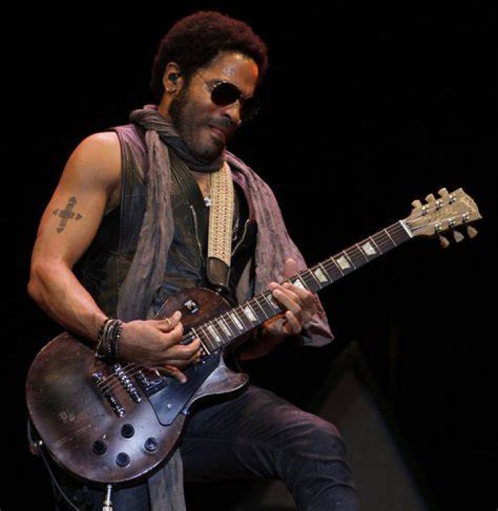 Lenny Kravitz on His &lsquo;Extremely Warm&rsquo; Mother Roxie Roker & the Dad He