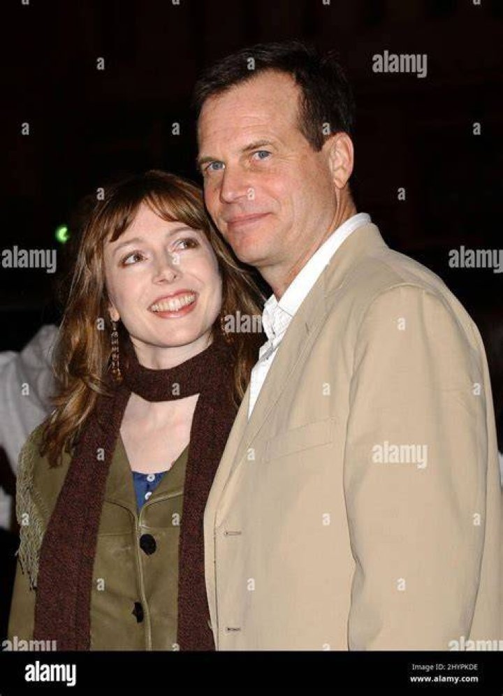 Louise Newbury, Bill Paxton’s Wife 5 Fast Facts You Need to Know
