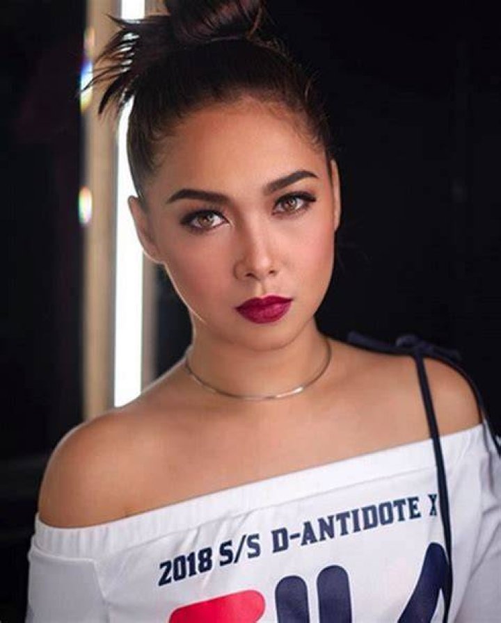 Maja Salvador 2 NewsFeed
