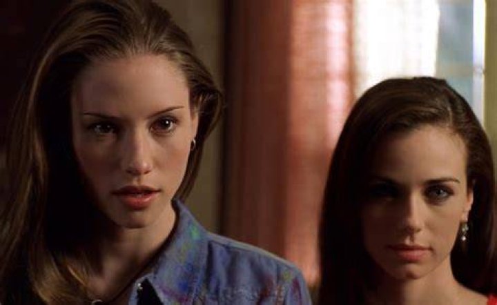 Mia Kirshner — The Movie Database (TMDB)