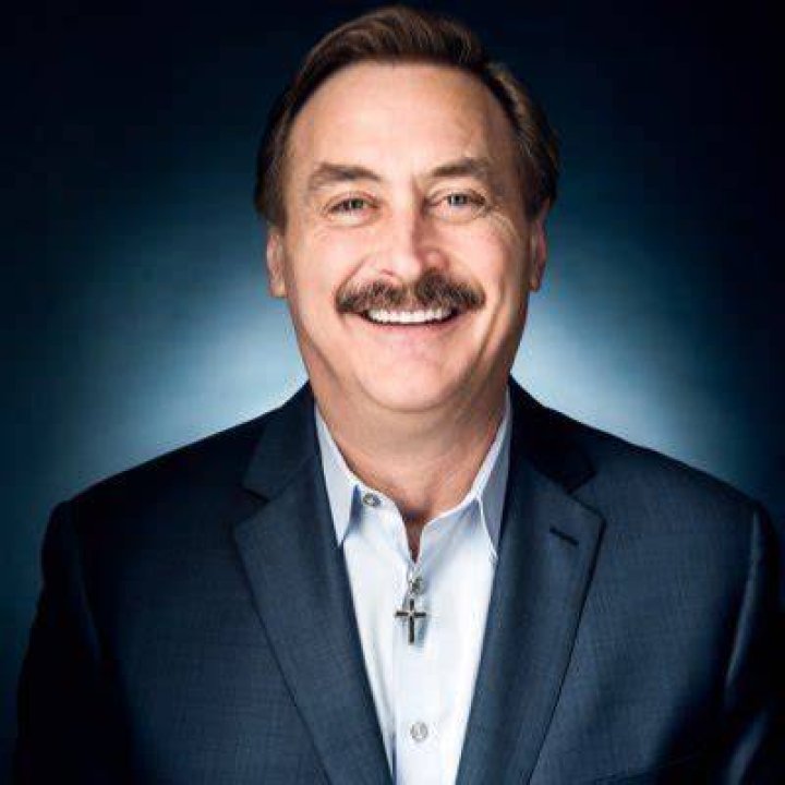 Mike Lindell Net Worth / Mike Lindell Net Worth American Business