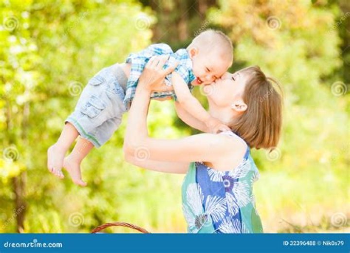 Mom And Son Playing Emilio Houston Texas bei.co.id