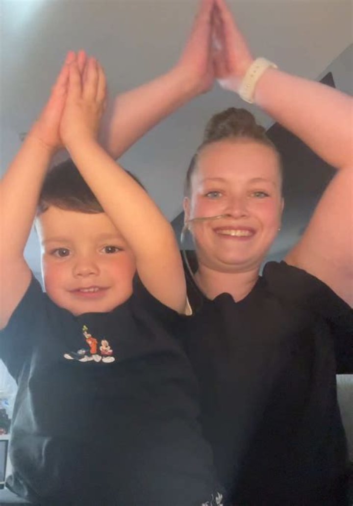 Mum & Son (mum_and_son) / Twitter