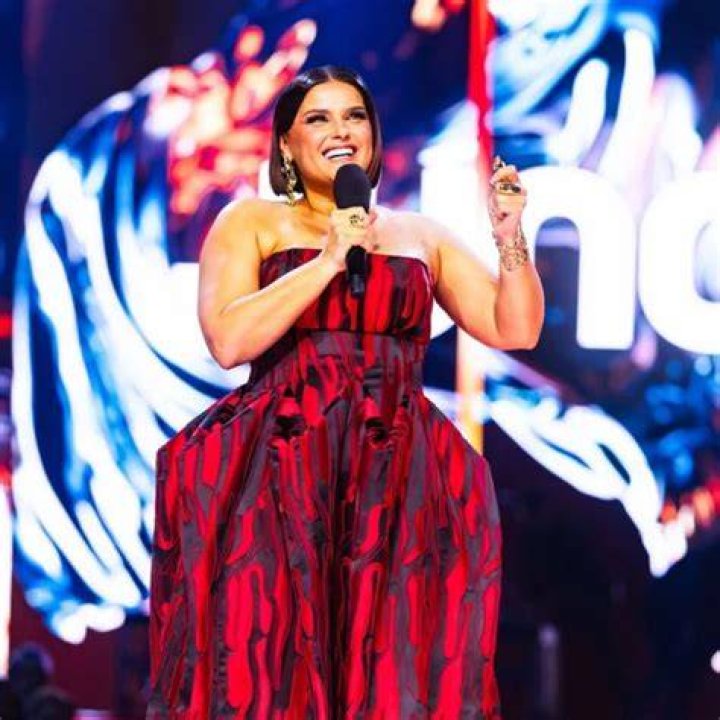 Nelly Furtado makes rare public appearance in risqué cutout dress