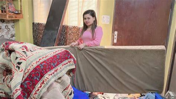 Nikki ne ghar par kia uthal puthal Suraj Bhatia Vlogs YouTube