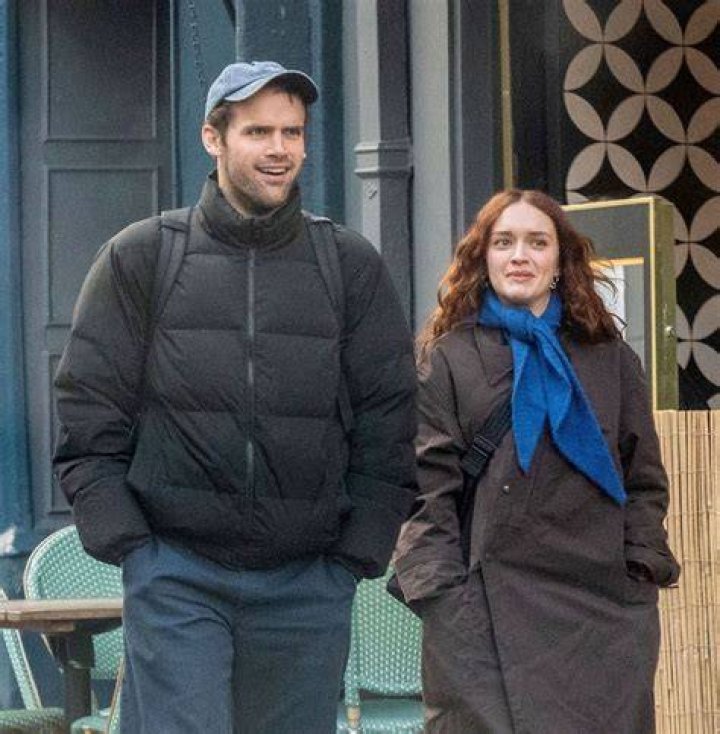 Olivia Cooke Out with her boyfriend Christopher Abbott in Paris