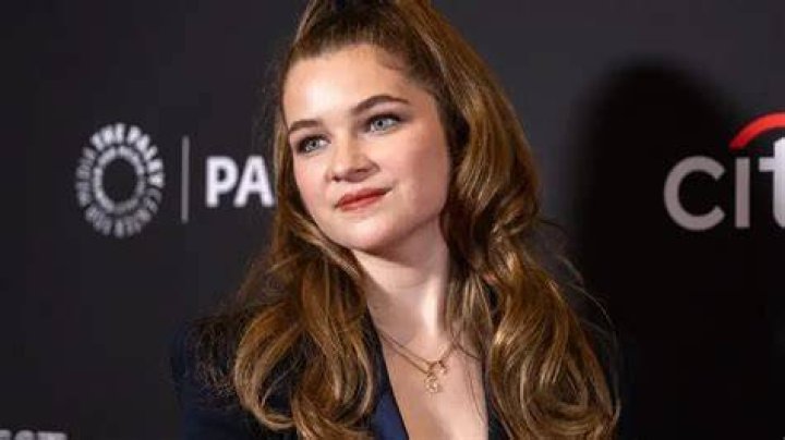 Raegan Revord Biography, Age, Height, Family, Net Worth & Images