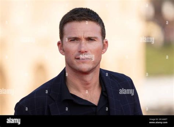 Scott Eastwood photo 489459