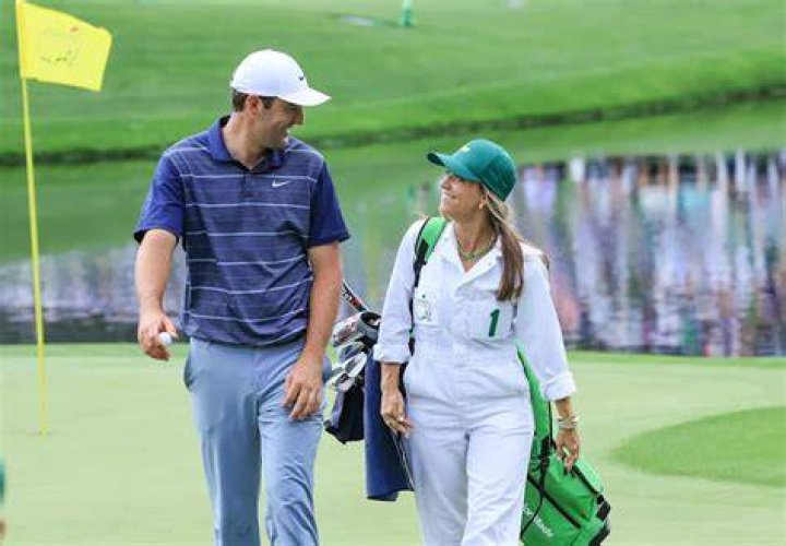 Scottie Scheffler&rsquo;s Wife Meredith Stepped Into Role Of Caddie At The